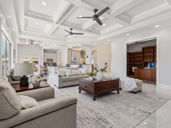 3900 NE 23rd Ter, Lighthouse Point FL 33064