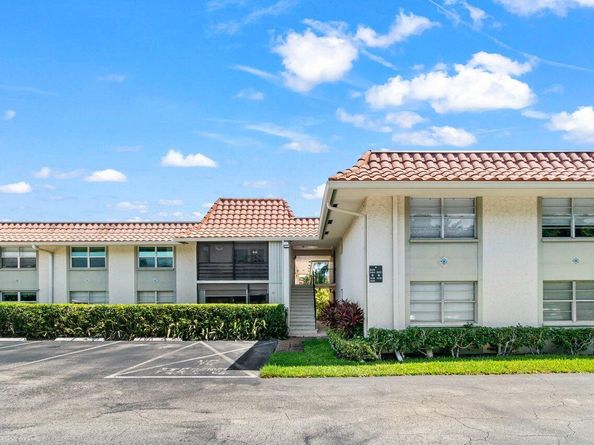1124 NW 13th Street 204a, Boca Raton FL 33486