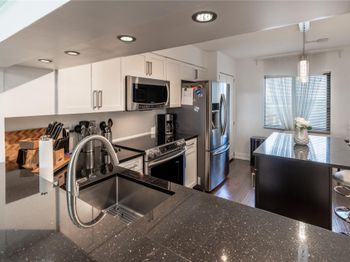 2206 S Cypress Bend Dr