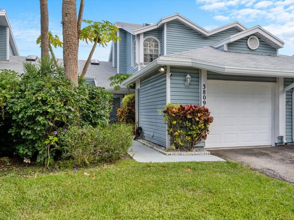 3809 Island Club Circle E, Lake Worth FL 33462