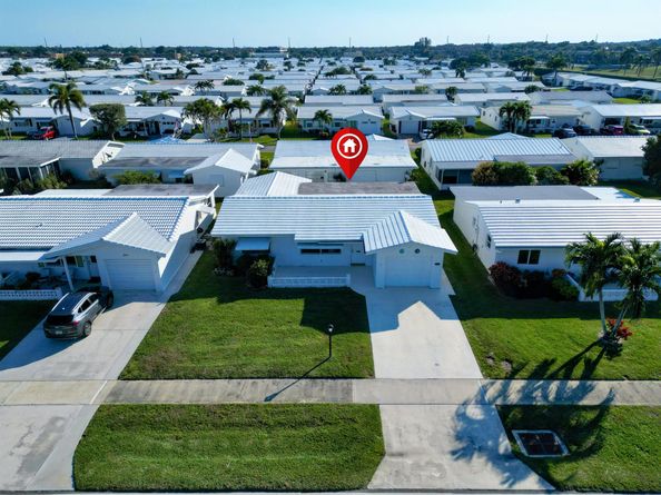 2016 SW Golf Lane, Boynton Beach FL 33426