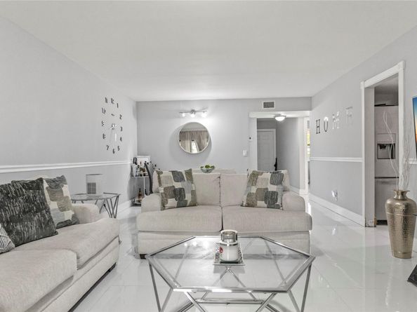 8751 Shadow Wood Blvd 102, Coral Springs FL 33071