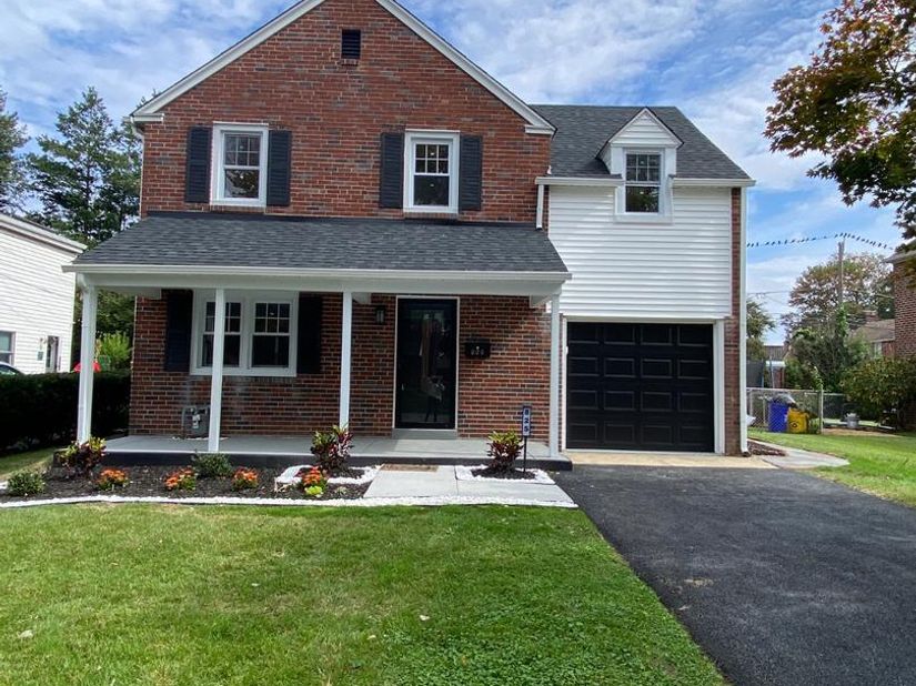 825 Stanbridge Road, Drexel Hill PA 19026