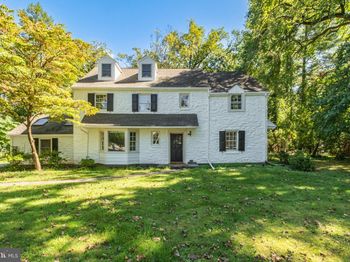 427 Cotswold Lane