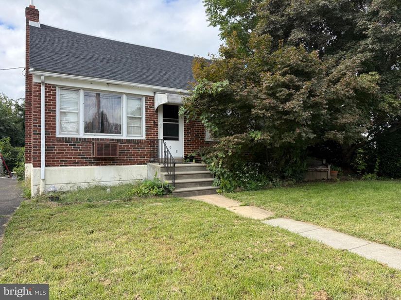 608 Hoffnagle Street, Philadelphia PA 19111