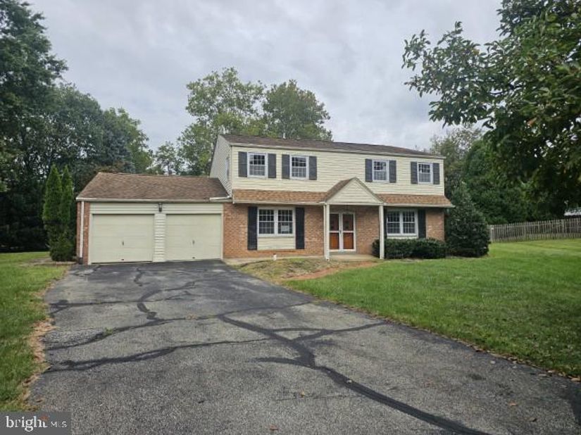 11 Azalea Circle, Lafayette Hill PA 19444