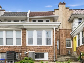 248 S Saint Bernard Street
