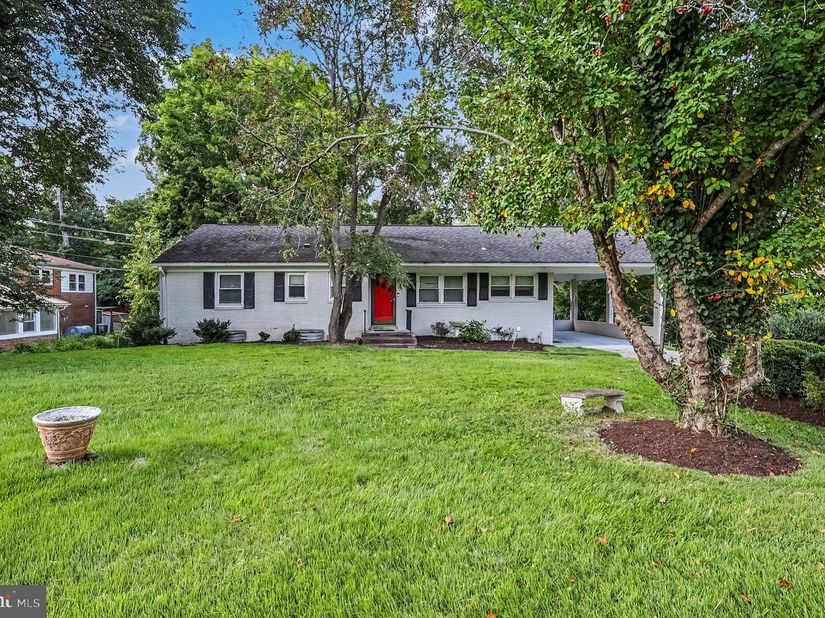 8714 Duvall Street, Fairfax VA 22031