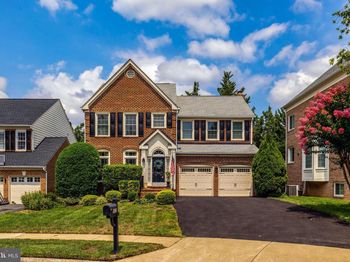 9828 Fox Rest Lane