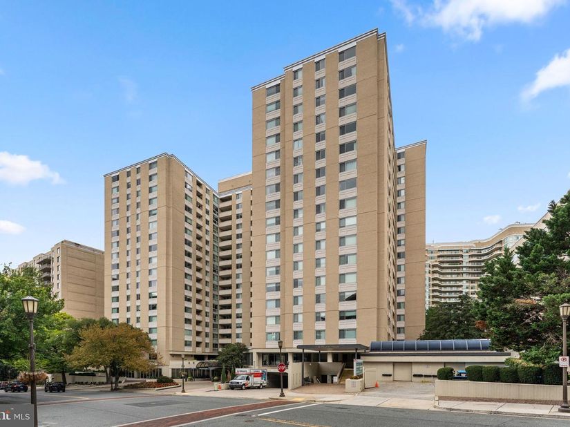 4601 N Park Avenue 613, Chevy Chase MD 20815