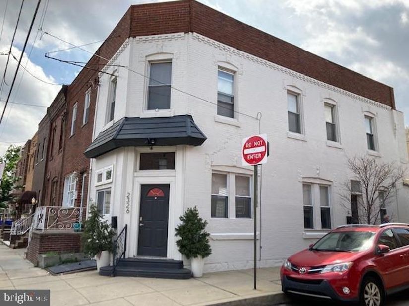 2326 S 12TH Street S, Philadelphia PA 19148