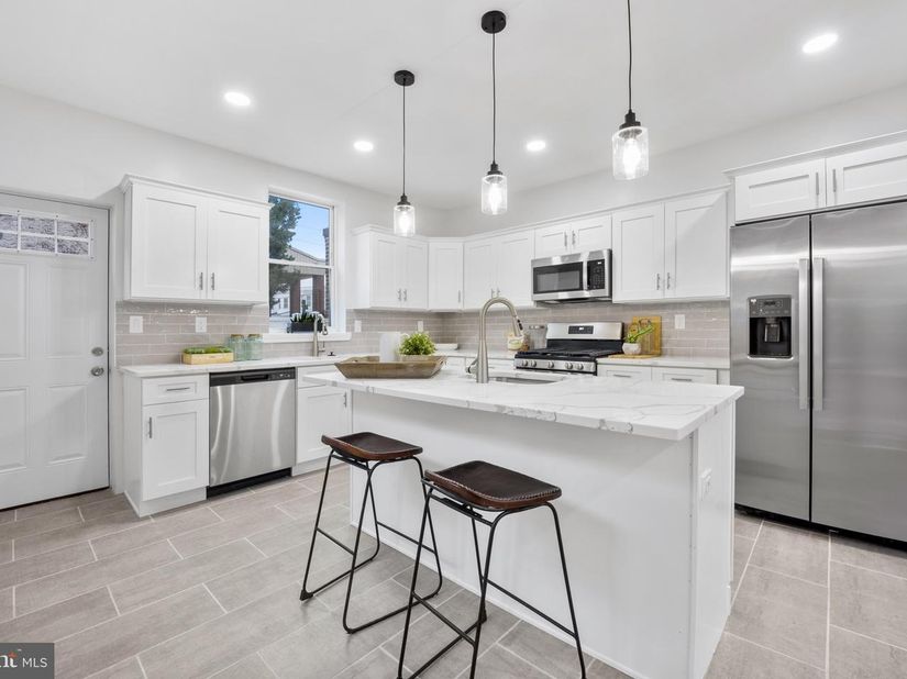 2662 Lefevre Street, Philadelphia PA 19137