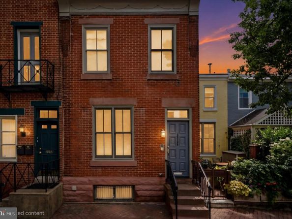 2320 Lombard Street, Philadelphia PA 19146