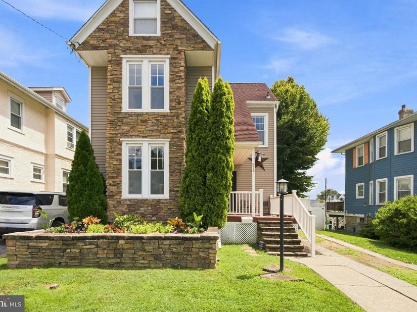 558 Mohawk Avenue, Norwood PA 19074