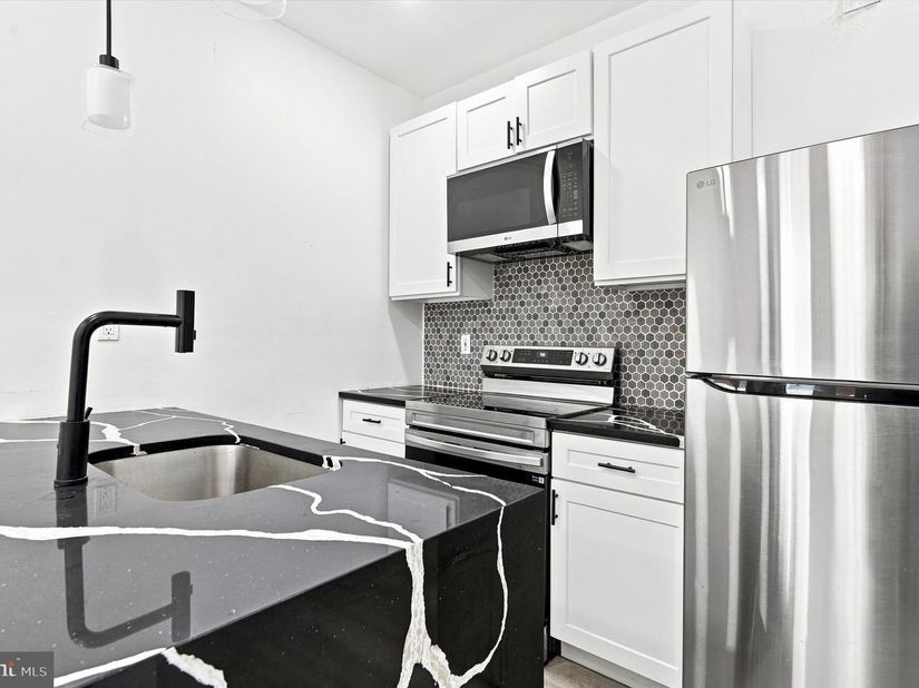 2328 Nicholas Street, Philadelphia PA 19121