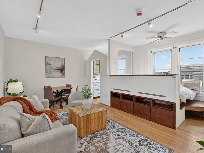 1954 Columbia Road NW 804, Washington DC 20009