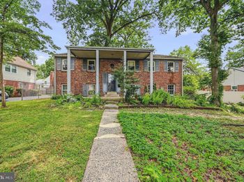 933 West Avenue