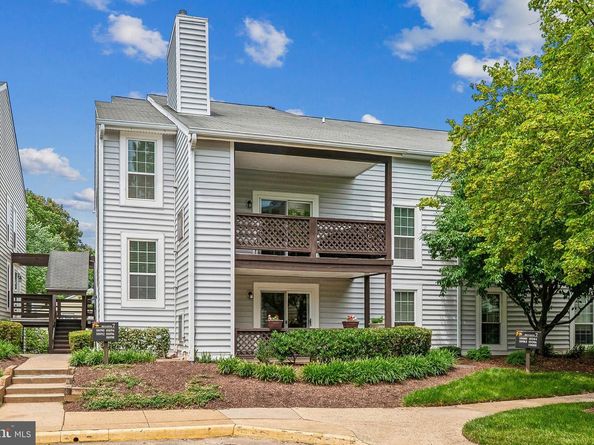 10090 Oakton Terrace Road, Oakton VA 22124