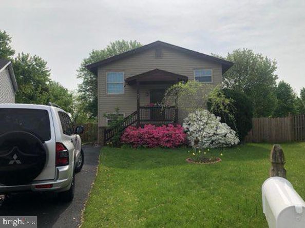 410 Hummer Court, Sterling VA 20164
