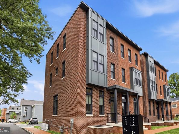 117 Thornton Lane, Newtown PA 18940