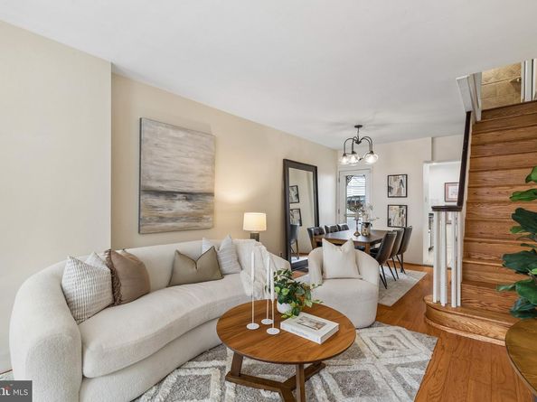2438 Meredith Street, Philadelphia PA 19130
