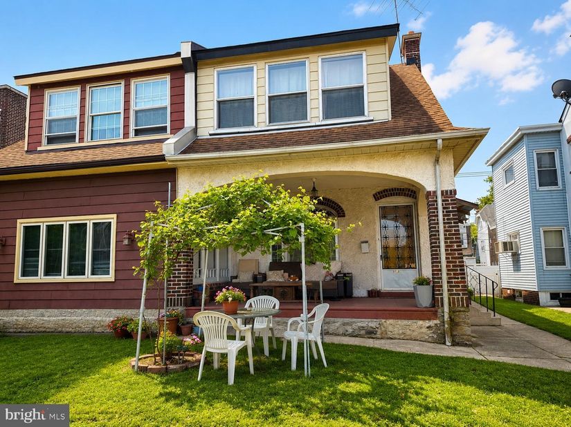 1112 Allengrove Street, Philadelphia PA 19124