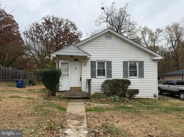 5715 Magnolia Lane, Falls Church VA 22041