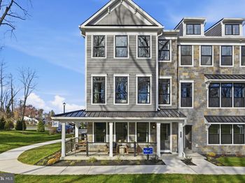 001 Pennybrook Court