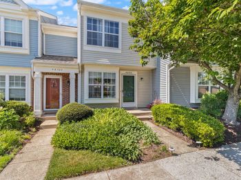 46703 Atwood Square