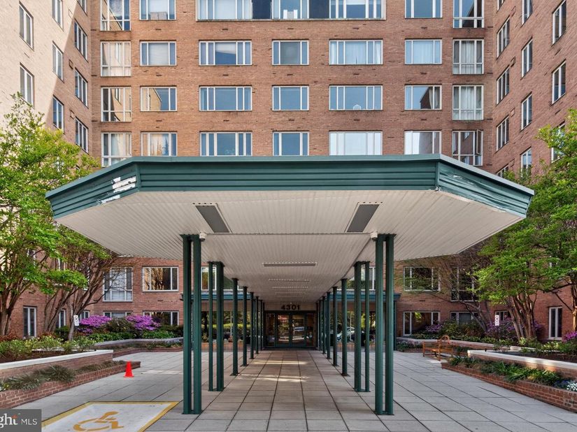 4301 Massachusetts Avenue NW 3004, Washington DC 20016