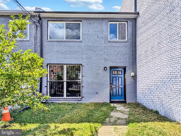 2240 15TH Street NE, Washington DC 20018