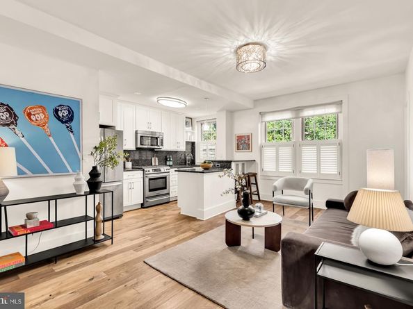 1910 Kalorama Road NW 302, Washington DC 20009