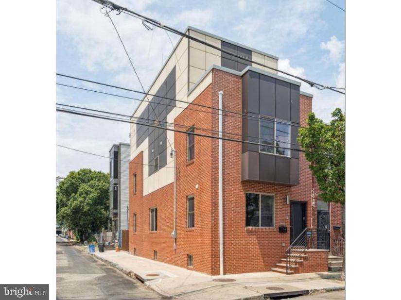 2620 Emerald Street, Philadelphia PA 19125