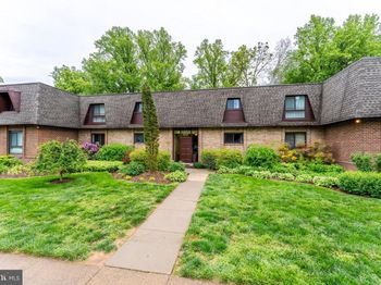 11619 Vantage Hill Road