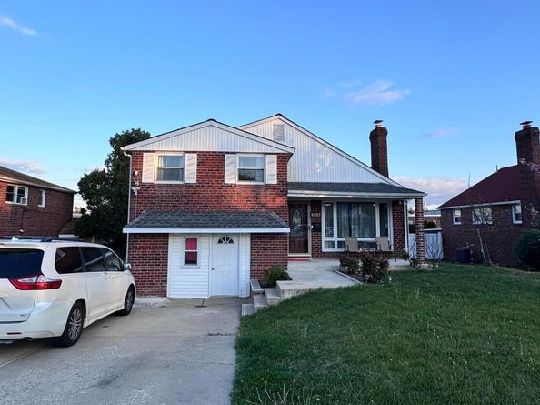 9957 Verree Road, Philadelphia PA 19115