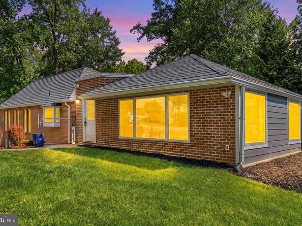 9416 Holbrook Lane, Potomac MD 20854