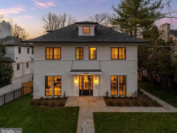 2733 Chesapeake Street NW, Washington DC 20008