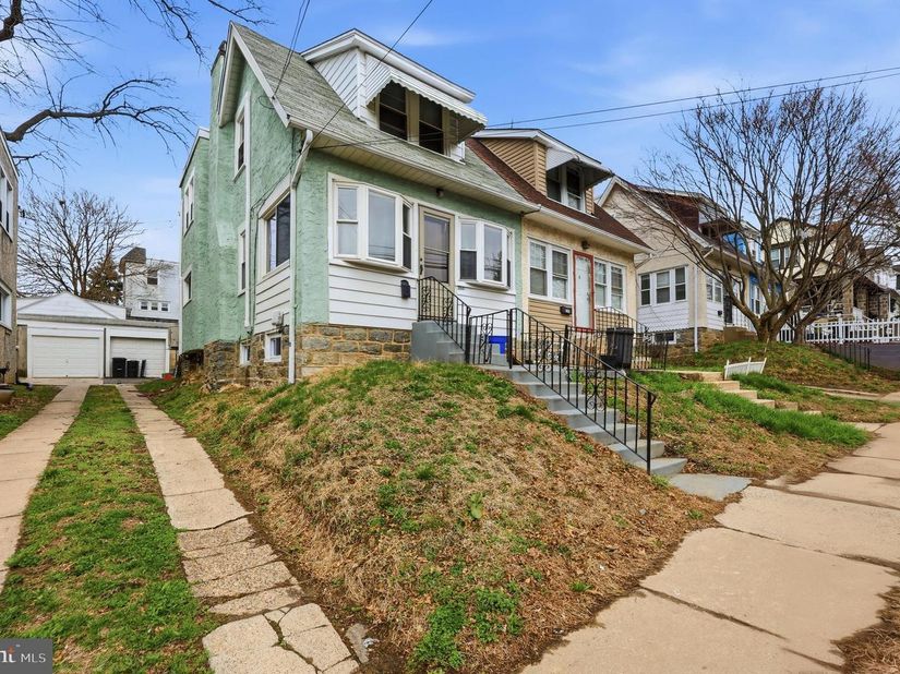 3841 Marshall Road, Drexel Hill PA 19026