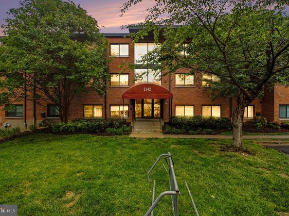 3342 S 28TH Street 403, Alexandria VA 22302
