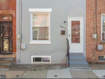 2012 Newcomb Street