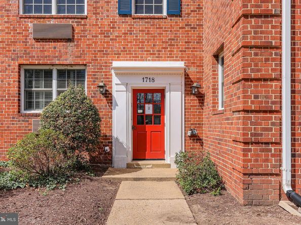 1718 W Abingdon Drive 103, Alexandria VA 22314