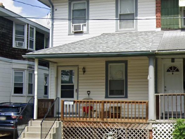 223 Lafayette Avenue, Darby PA 19023
