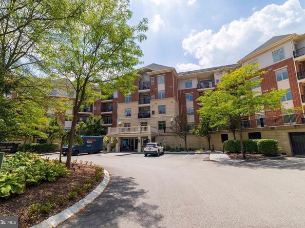 227 Carson Terrace, Huntingdon Valley PA 19006