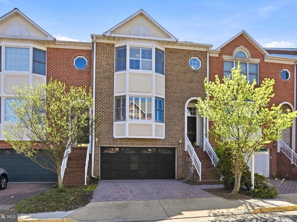 8176 Madrillon Court, Vienna VA 22182