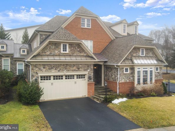 47672 Paulsen Square, Sterling VA 20165