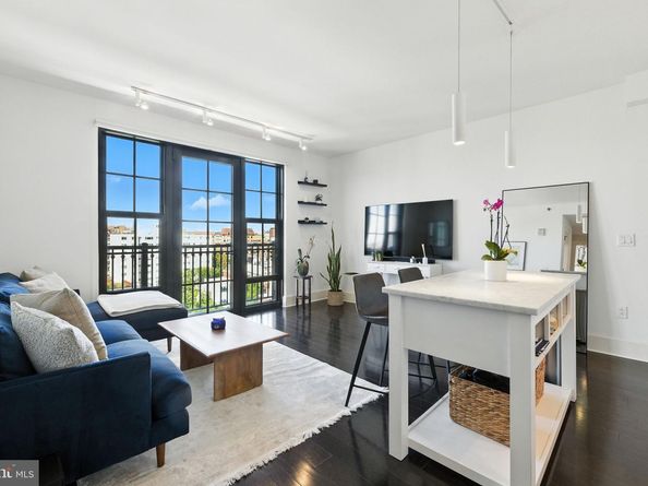 1011 M Street NW 901, Washington DC 20001