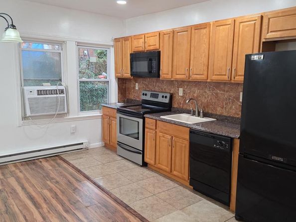 140 W Ashdale Street, Philadelphia PA 19120