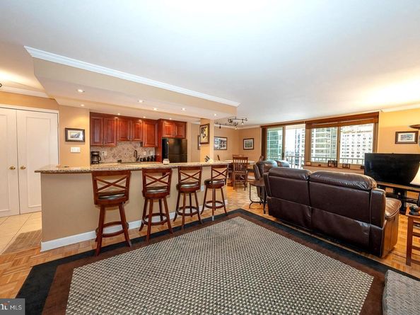 1919 Chestnut Street 1403, Philadelphia PA 19103