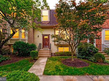 7930 Peyton Forest Trail