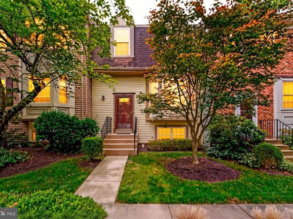 7930 Peyton Forest Trail, Annandale VA 22003